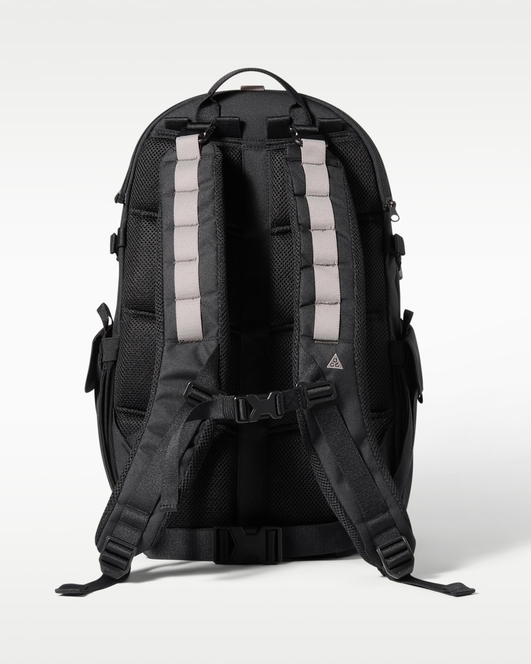 ACG DAYMAX Backpack (25L)