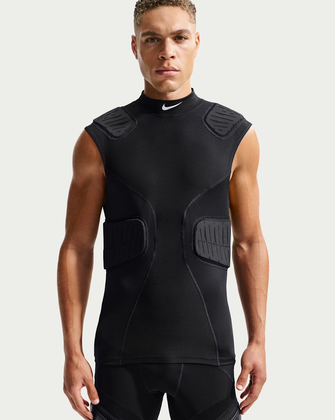 Playera con 4 almohadillas HyperStrong Nike Pro - Negro/Blanco