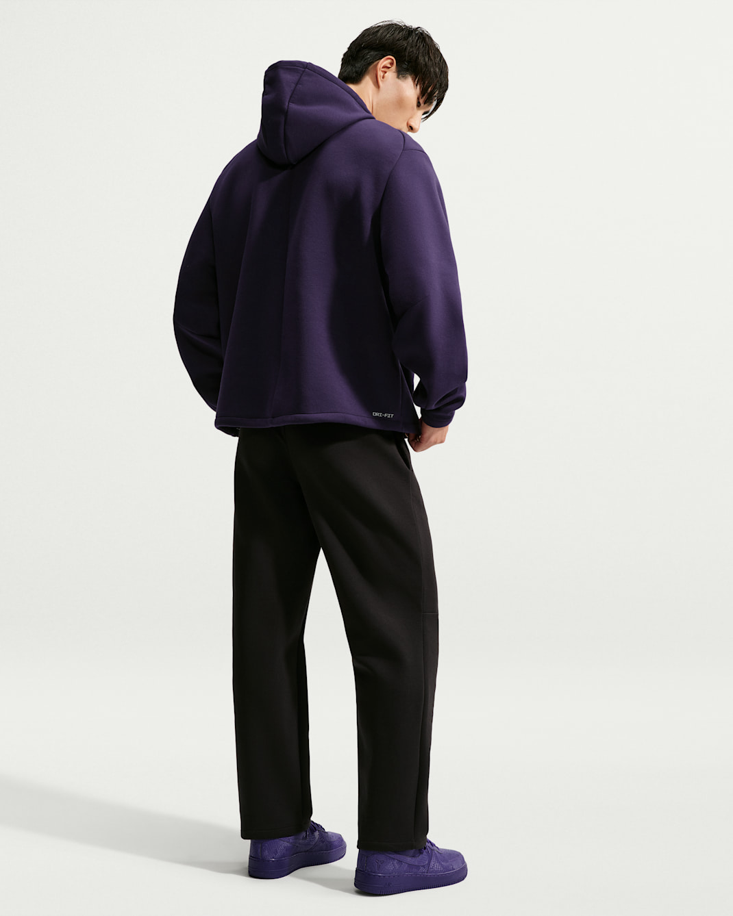 Kobe Men's Nike Dri-FIT Pullover Basketball Hoodie