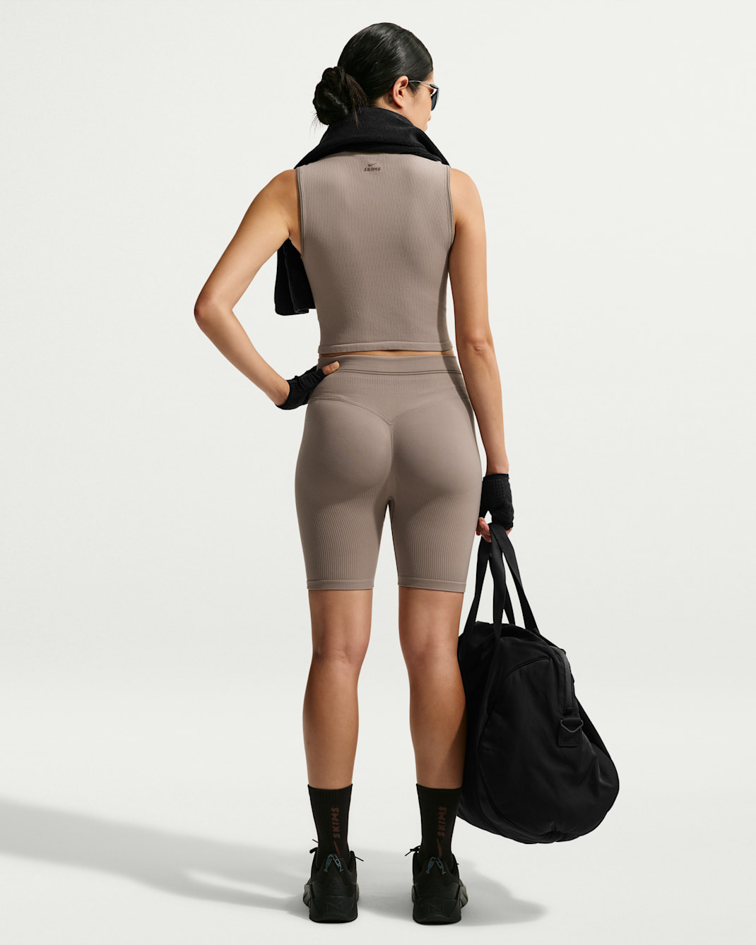 NikeSKIMS Ribbed Seamless Women's 5" Shorts