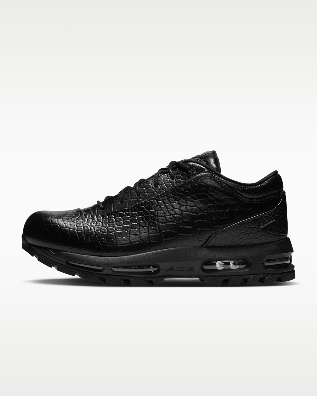 Nike Air Max Goadome Low Men's Shoes - Black/Black/Black