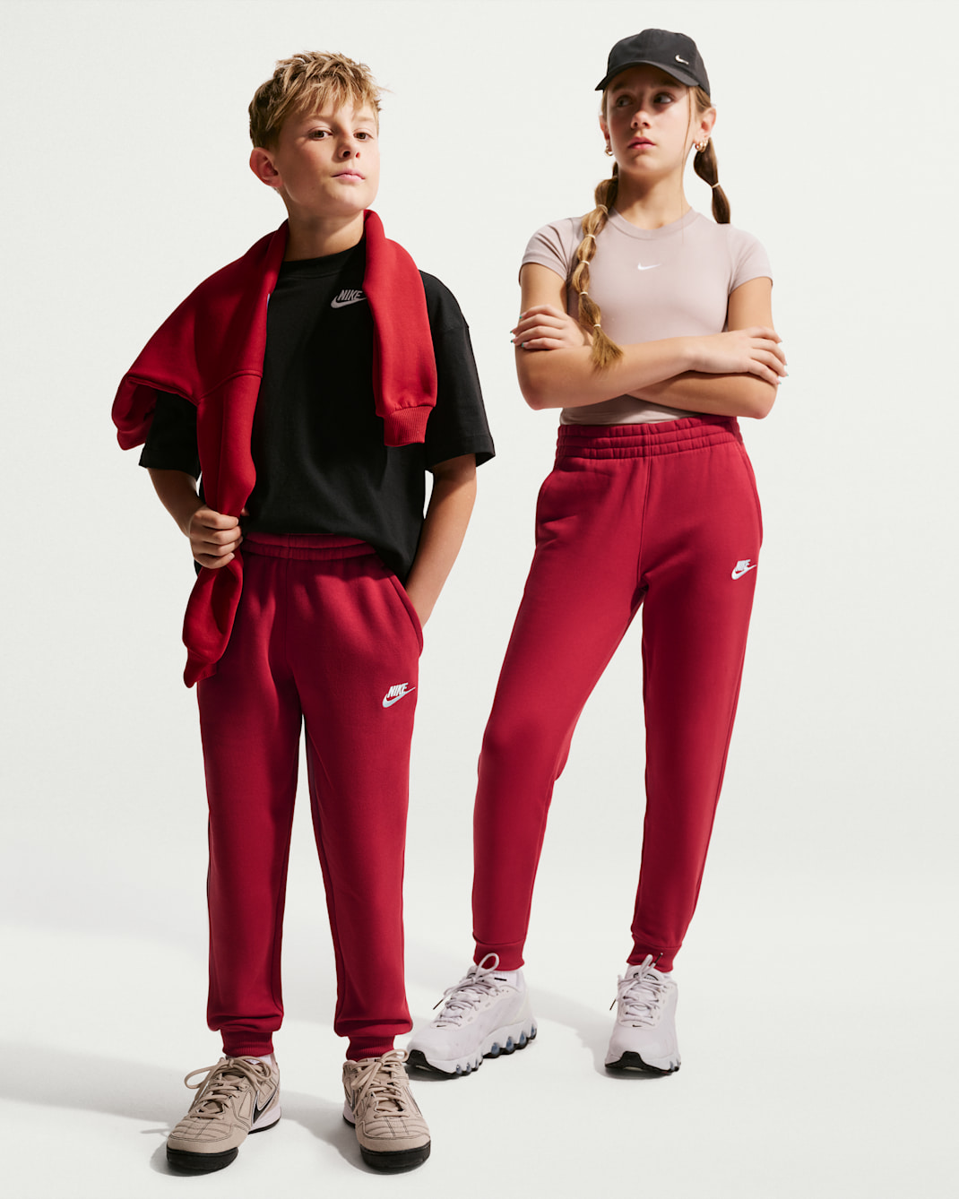 Sweats Nike Sportswear Club Fleece för ungdom - Tough Red/Vit