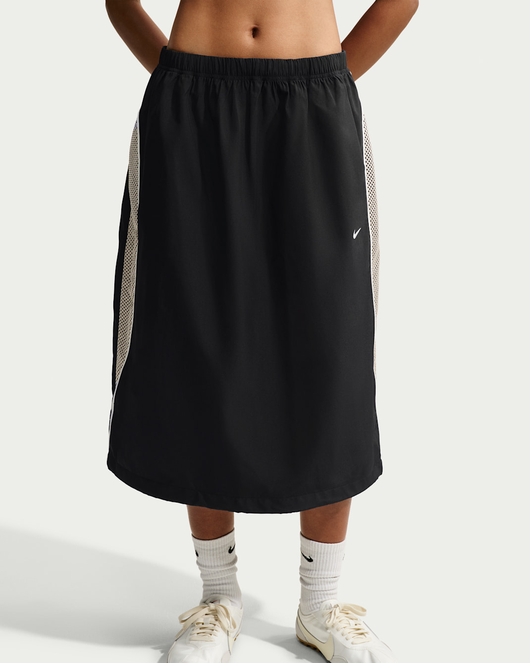 Nike Sportswear Women's Loose Parachute Midi Skirt