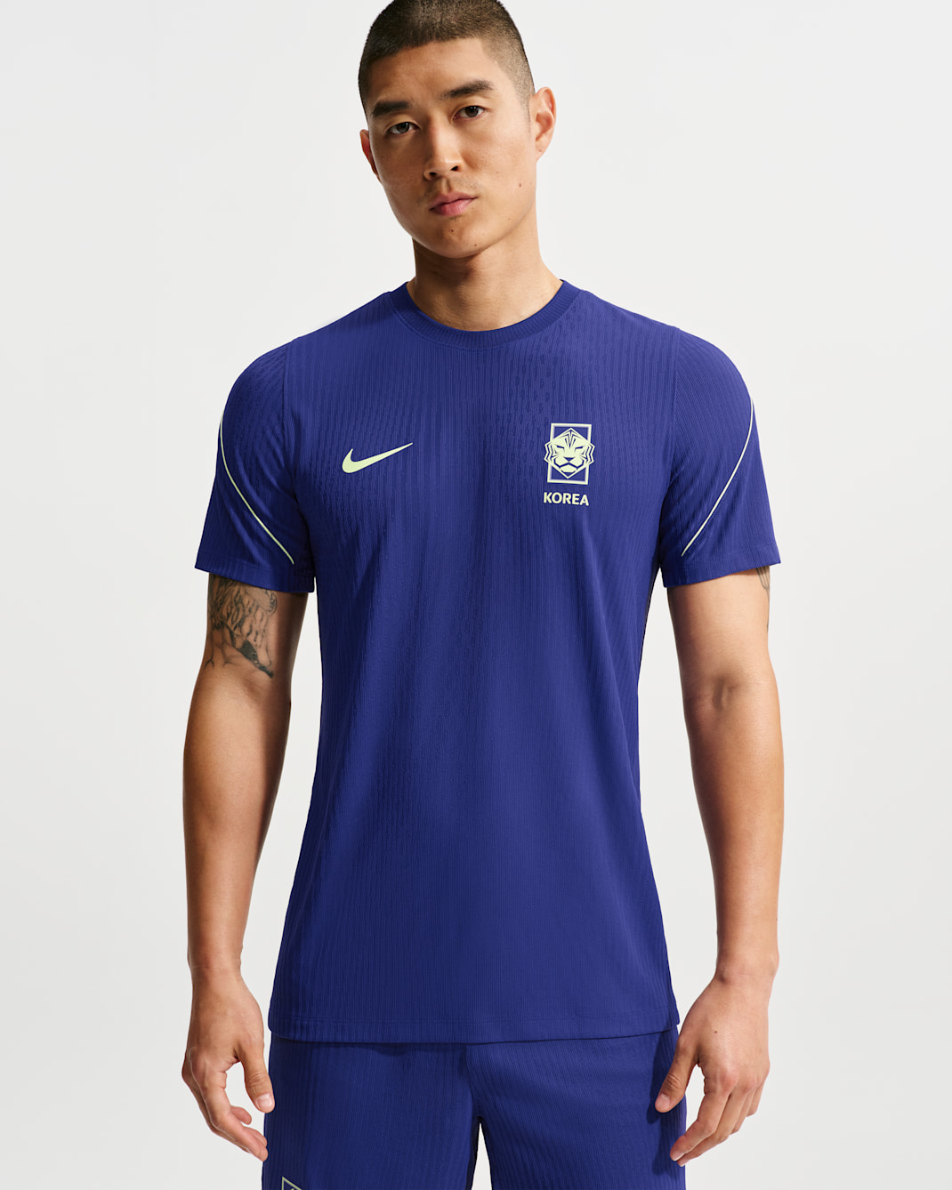 대한민국 스트라이크 엘리트 남성 나이키 드라이 핏 ADV 축구 반팔 탑 - 리전시 퍼플/스페이스 퍼플/라이트 리퀴드 라임/라이트 리퀴드 라임