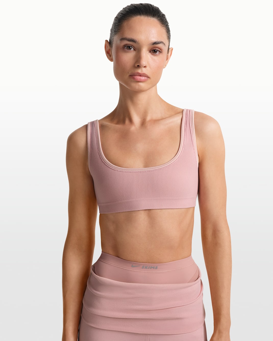 NikeSKIMS Ribbed Seamless Women's Micro-Scoop Bra - NSKM HIMALAYAN/NSKM ECRU