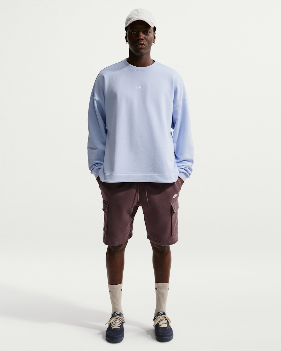 Shorts cargo de tejido Fleece para hombre Nike Club - Tatuaje/Tatuaje/Blanco