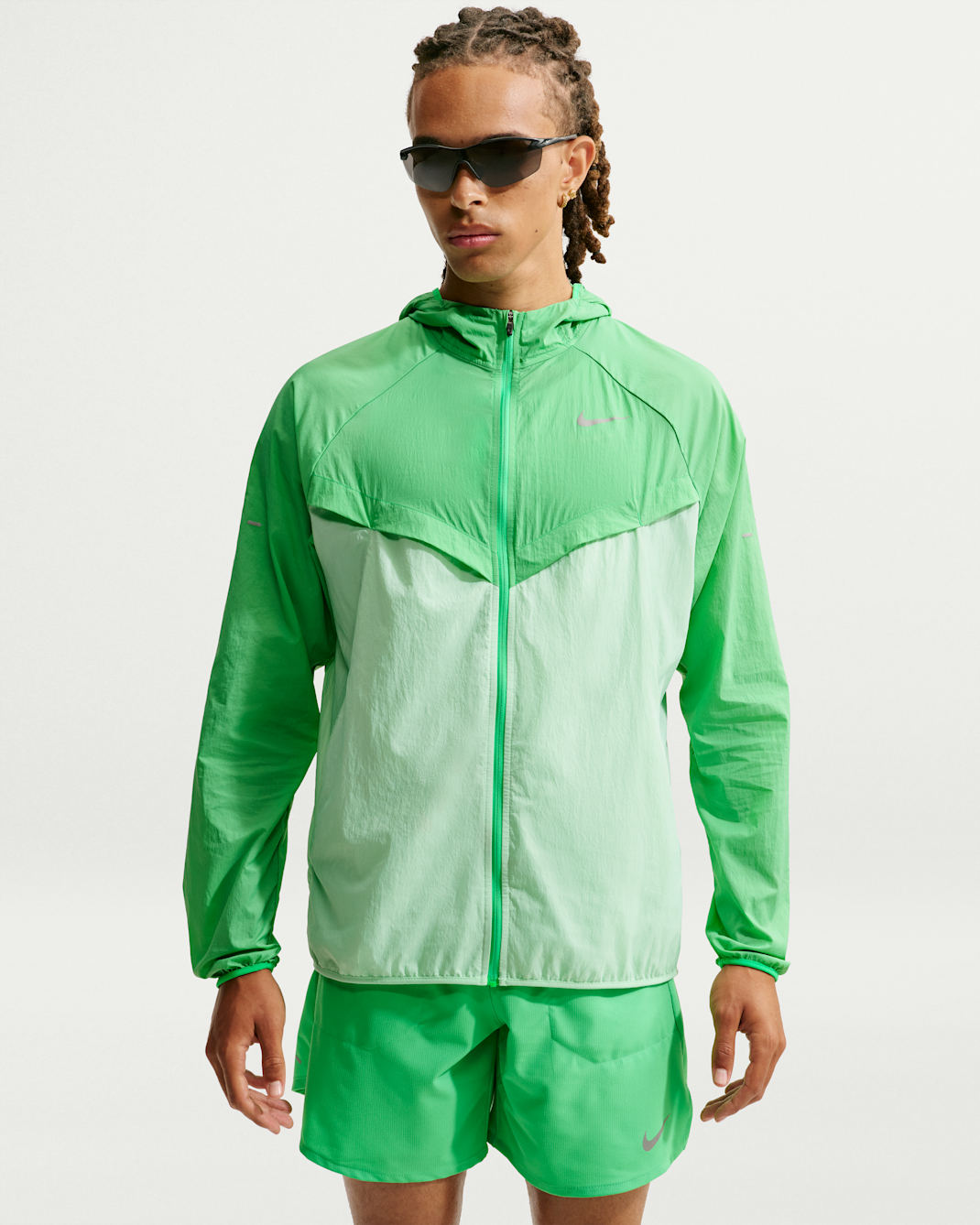 Nike Stride Men's Repel UV Running Jacket - Green Spark/Cucumber Calm