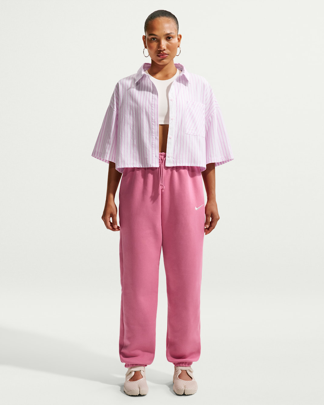 Nike Sportswear Phoenix Fleece Women's High-Waisted Oversized Tracksuit Bottoms - Peony/Sail