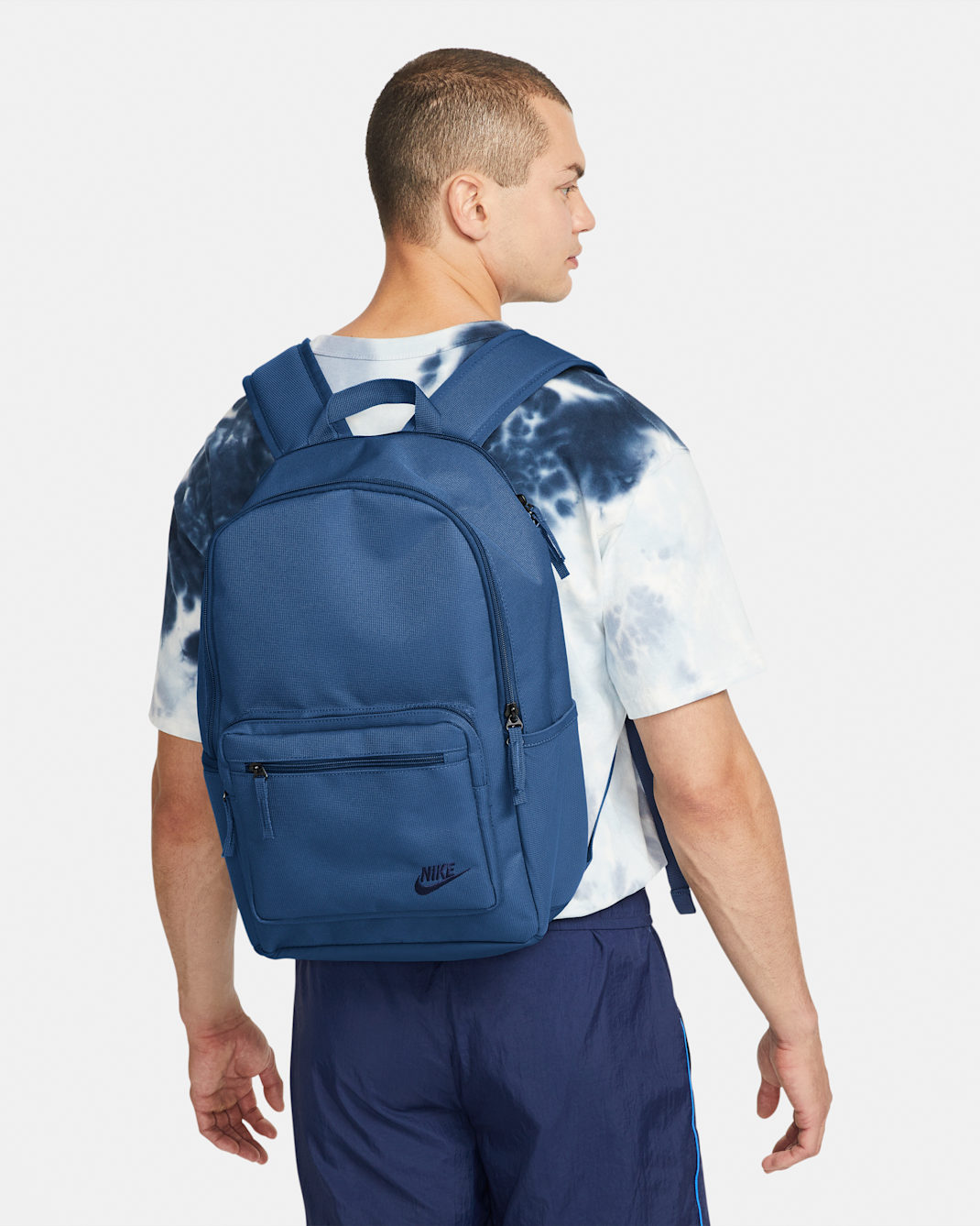 Nike Heritage Eugene Backpack (23L) - Mystic Navy/Mystic Navy/Midnight Navy