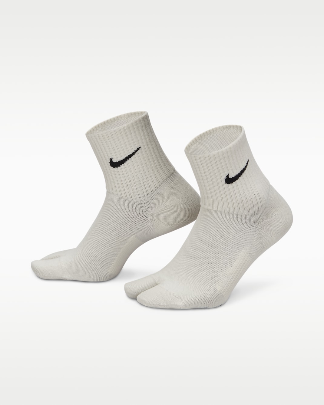 나이키 에브리데이 플러스 경량 앵클 스플릿 토 양말 - 라이트 본/블랙