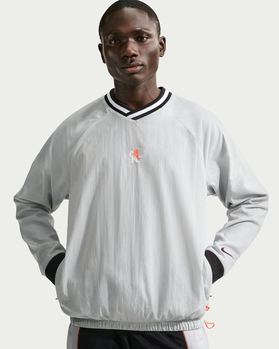 Chelsea FC Academy SE Men's Nike Dri-FIT Soccer Shell Top - Wolf Grey/Pitch Blue/Turf Orange/White