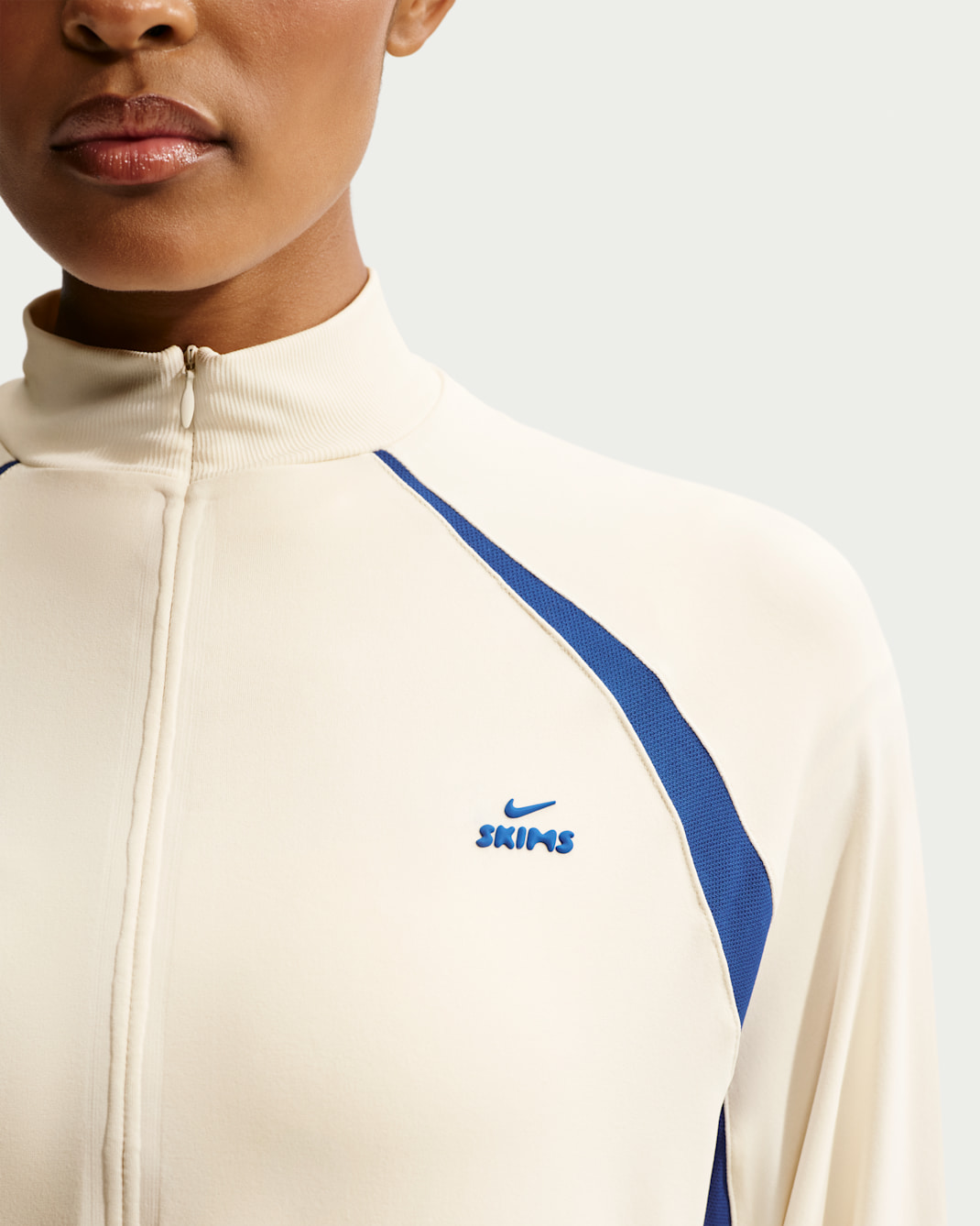 NikeSKIMS Stretch Knit Women's 1/2-Zip Long-Sleeve Top