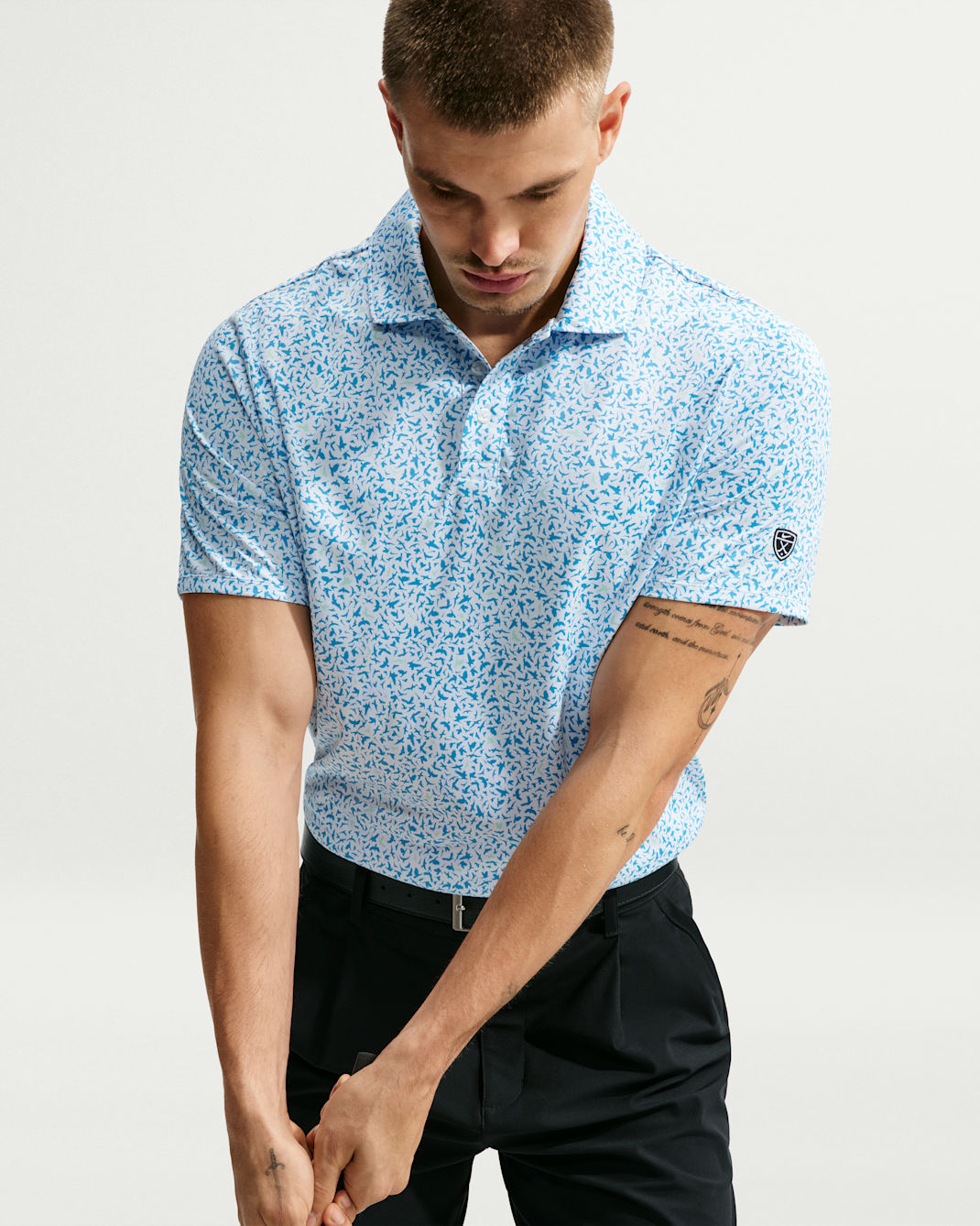 Nike Par Dri-FIT golfpoloskjorte med fuglemikrotrykk til herre - Aurora Blue