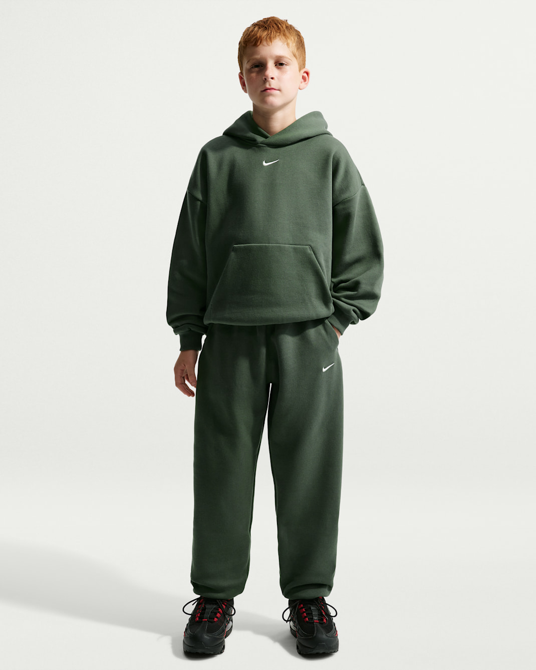 Nike Solo Swoosh Big Kids' Fleece Pullover Hoodie