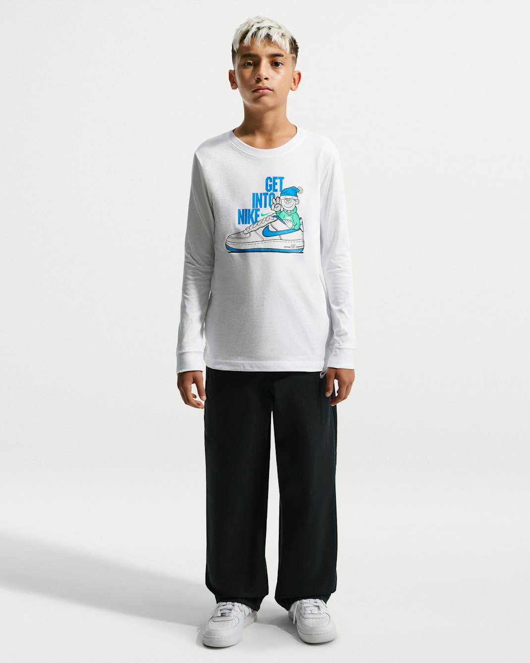 Nike Sportswear Big Kids' Long-Sleeve T-Shirt