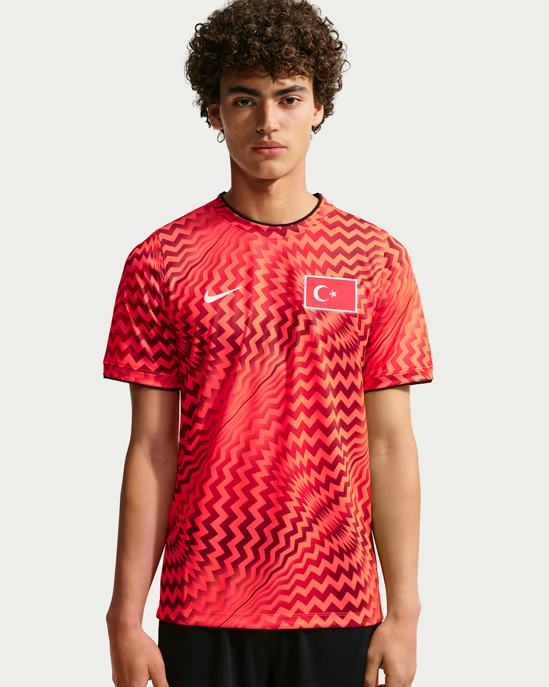 Maglia da calcio prepartita a manica corta Nike Dri-FIT Turchia 2026 Pre-Match – Uomo - Bright Crimson/University Red/Bianco