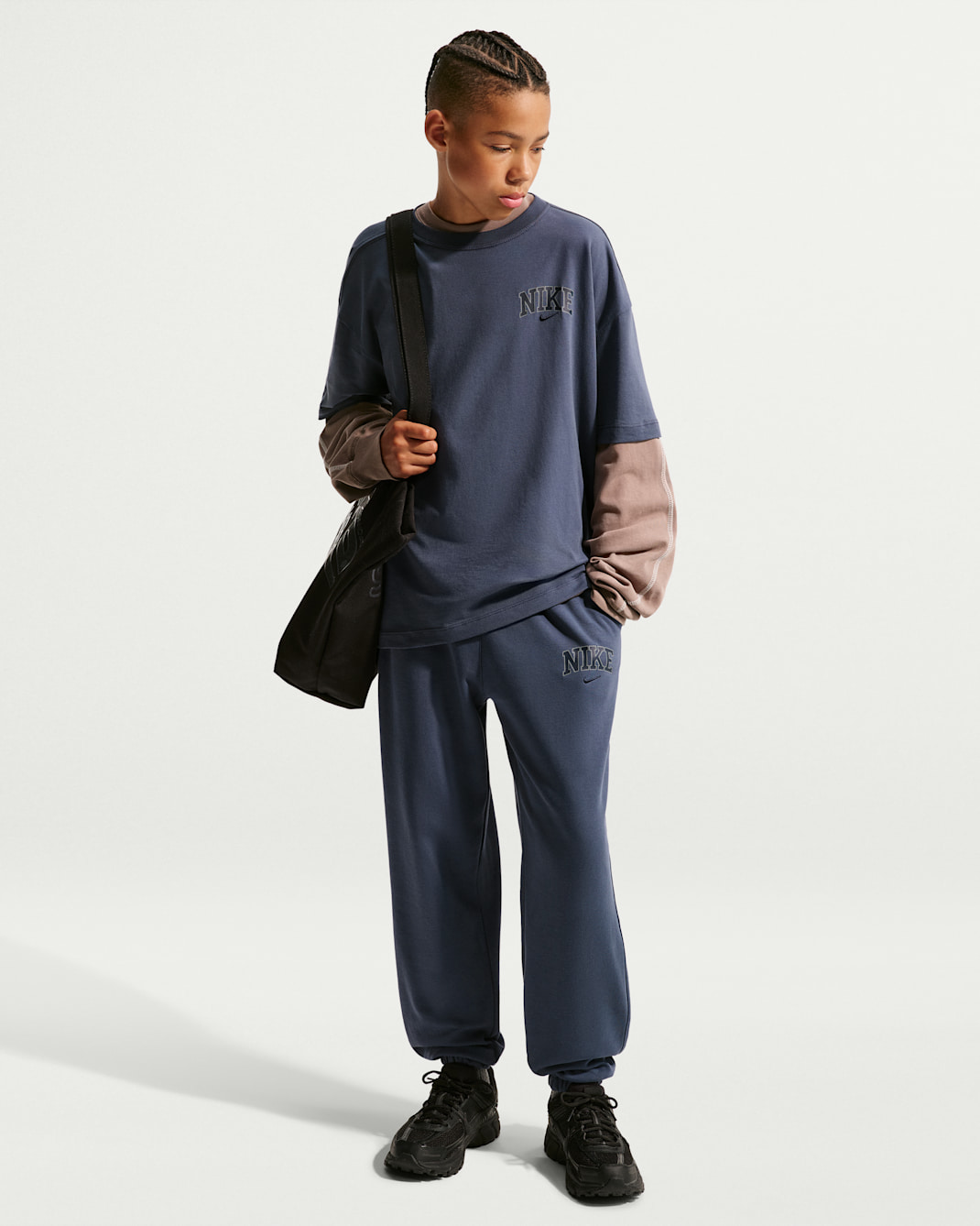 Nike Sportswear Older Kids' (Boys') Loose Trousers - Thunder Blue