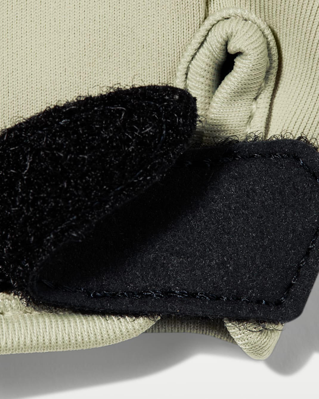NikeSKIMS 2.0 Women's Training Gloves (1 Pair)