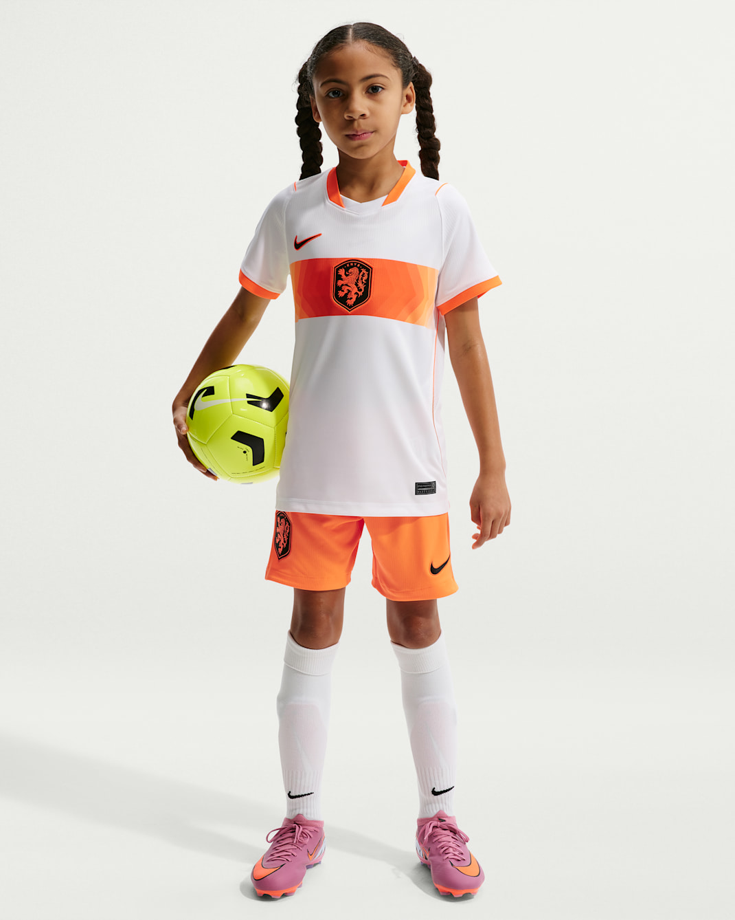 Netherlands 2026 Stadium Away Older Kids' Nike Football Dri-FIT Replica Shorts - Hyper Crimson/Black