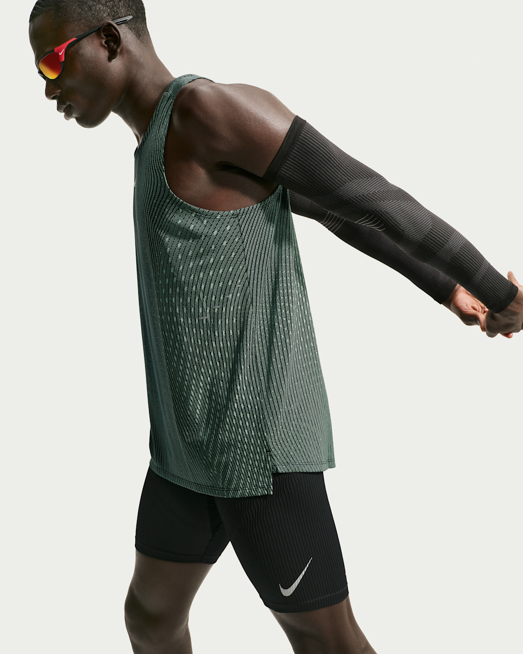 Nike Stride Aero-FIT Men's Running Tank Top