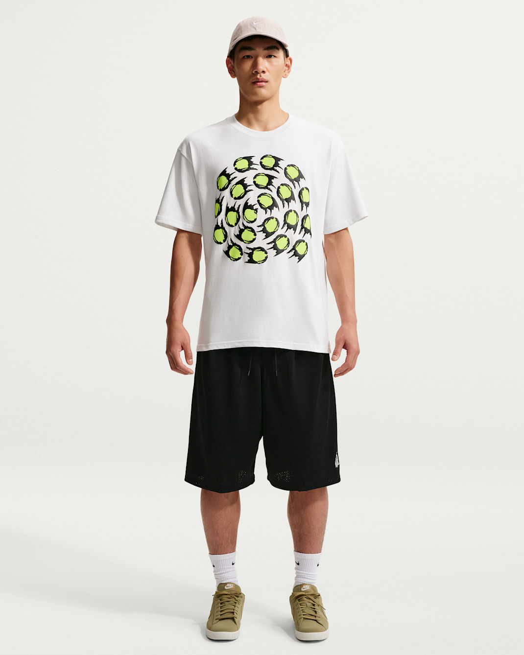 Nike Sportswear Club Men's Mesh Shorts - Black/Light Orewood Brown