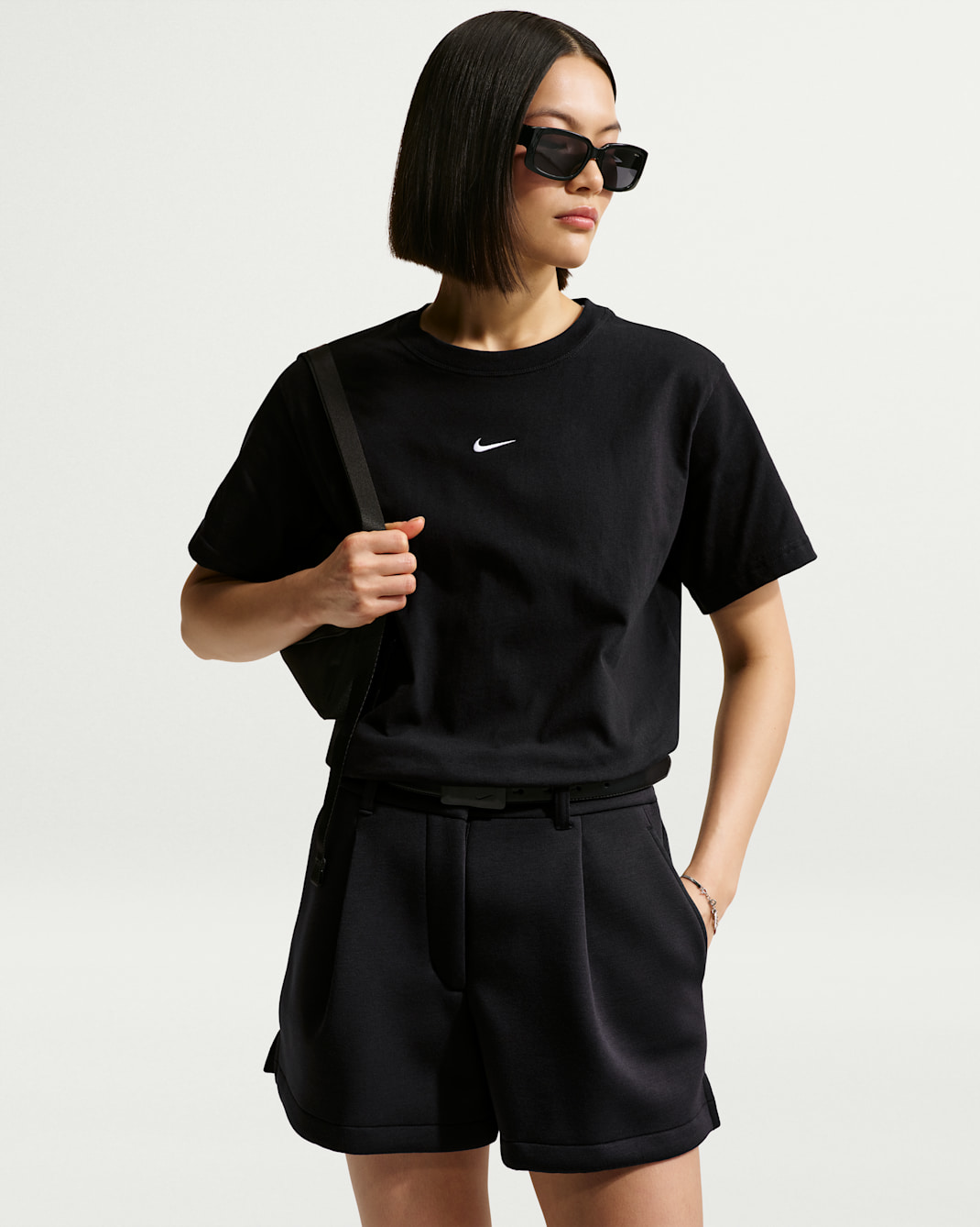 Nike Sportswear Women's Oversized Short-Sleeve T-Shirt (Plus Size) - Black/White
