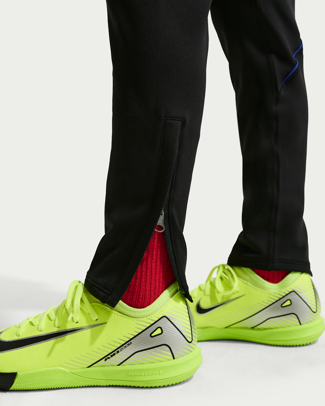 Paris Saint-Germain Strike Big Kids' Nike Dri-FIT Soccer Knit Pants