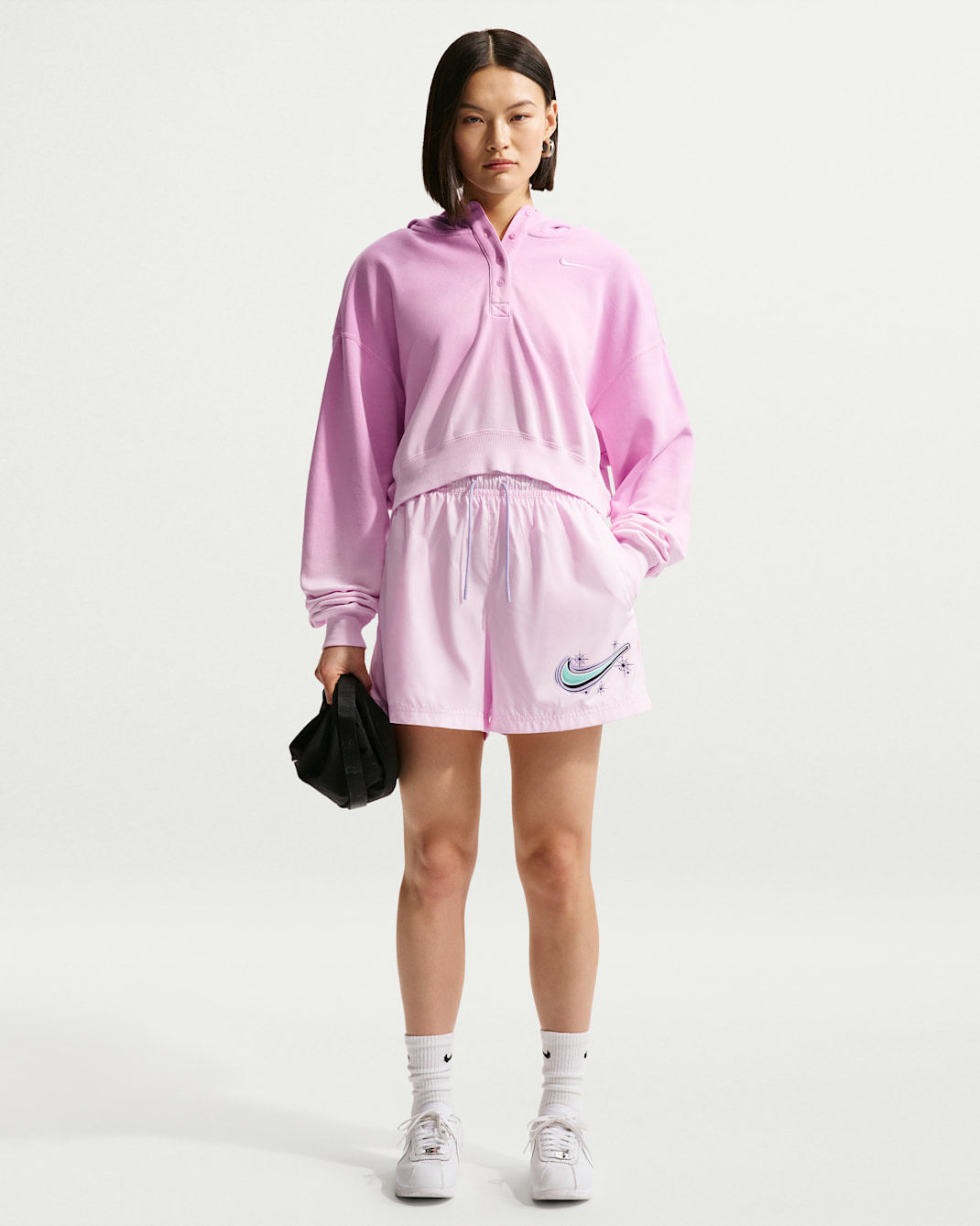 Nike Sportswear Essentials Women's Mid-Rise Woven Shorts - Pink Foam