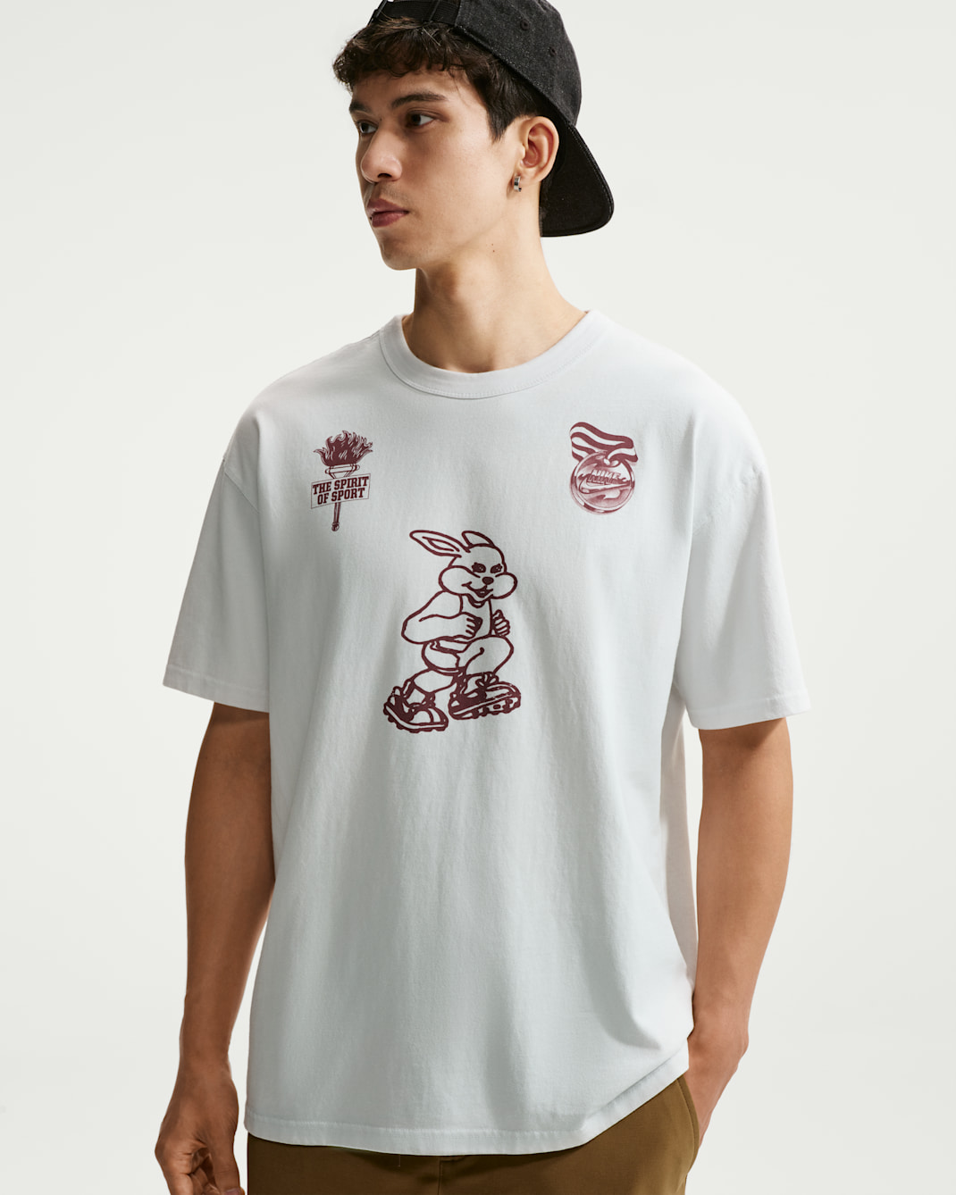 เสื้อยืดผู้ชาย Nike Sportswear Premium Essentials - Off White