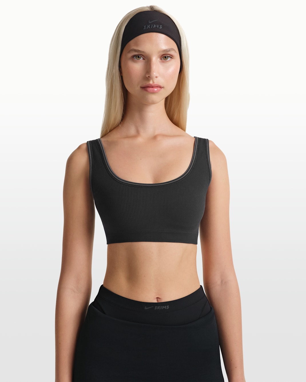 NikeSKIMS Ribbed Seamless Women's Scoop Bra - NSKM OBSIDIAN/NSKM ARMOR