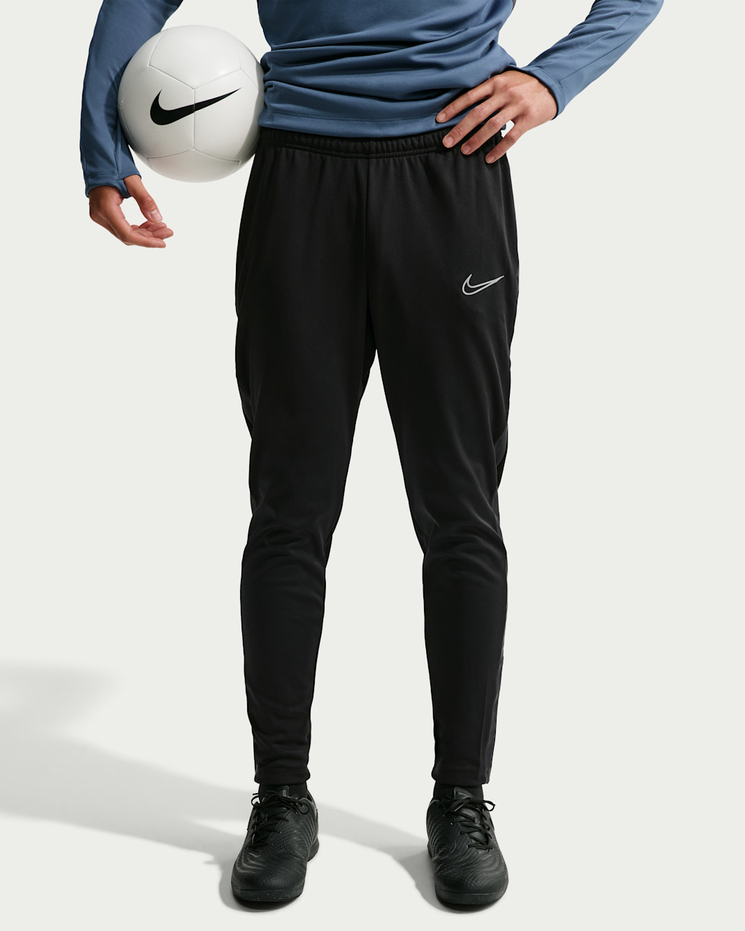 Nike Academy Winter Warrior Men's Therma-FIT Soccer Pants