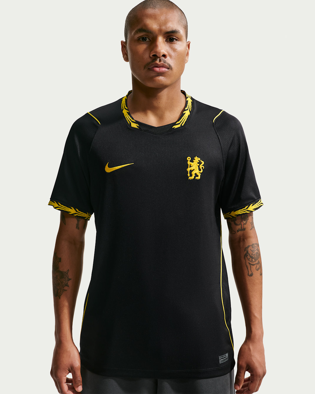 FC Chelsea 2026/27 Stadion Auswärtsspiel Nike Dri-FIT Replika-Fußballtrikot (Herren) - Schwarz/Midwest Gold/Midwest Gold