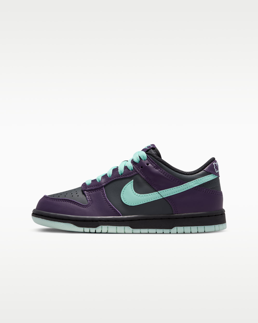 Tenis para niños grandes Nike Dunk Low - Gris humo oscuro/Morado grandioso/Negro/Azul verdoso artesano