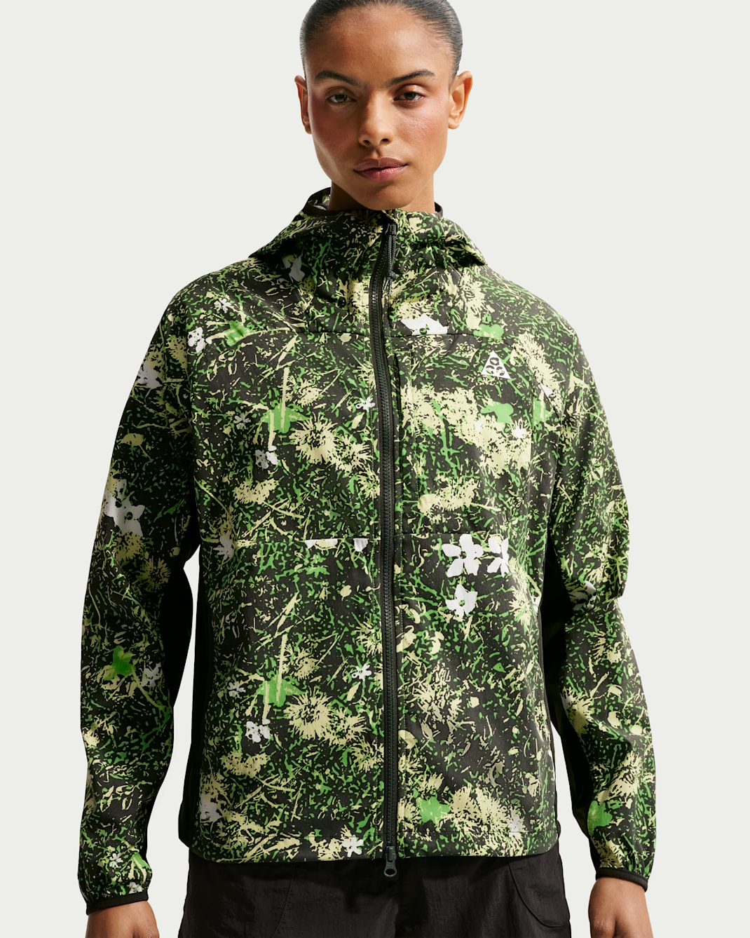 Veste de protection UV Nike ACG « Five Towers » pour femme - Black Spruce/Black Spruce/Life Lime/Summit White