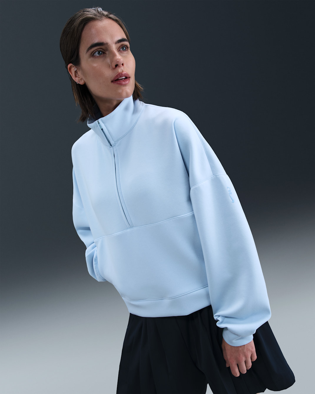 Nike 24.7 ImpossiblySoft Oversize-Oberteil mit Dri-FIT-Technologie und Halbreißverschluss (Damen) - Celestine Blue/Psychic Blue