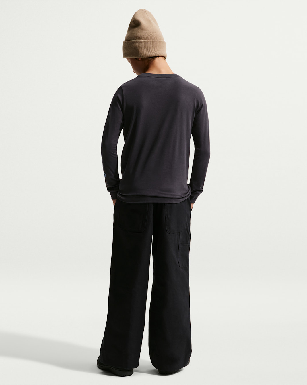 Nike Sportswear Big Kids' Long-Sleeve T-Shirt