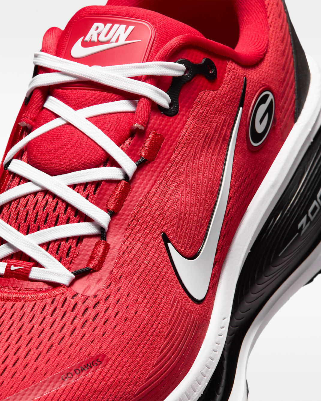 Nike College Vomero 18 (Georgia) Men's Road Running Shoes