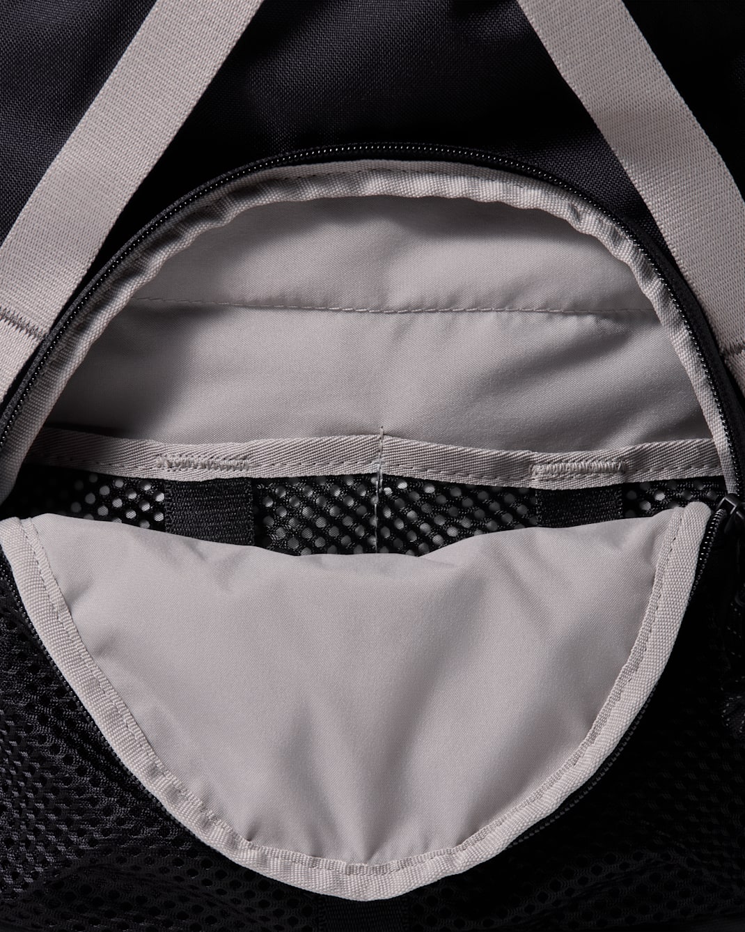 ACG DAYMAX Backpack (25L)
