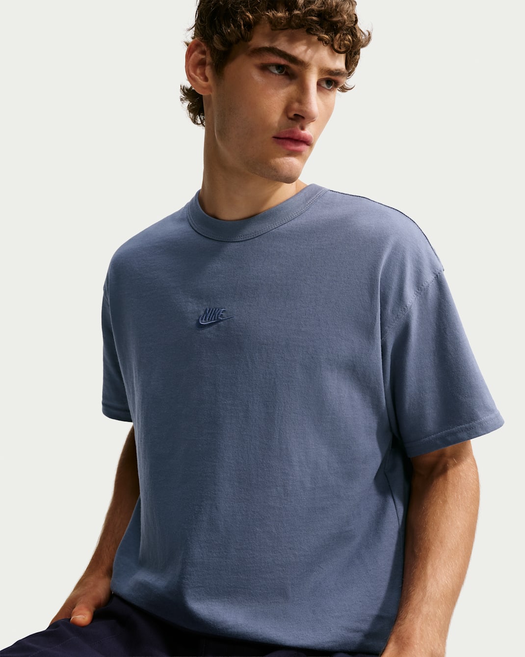 Nike Sportswear Premium Essentials Men's T-Shirt - Diffused Blue