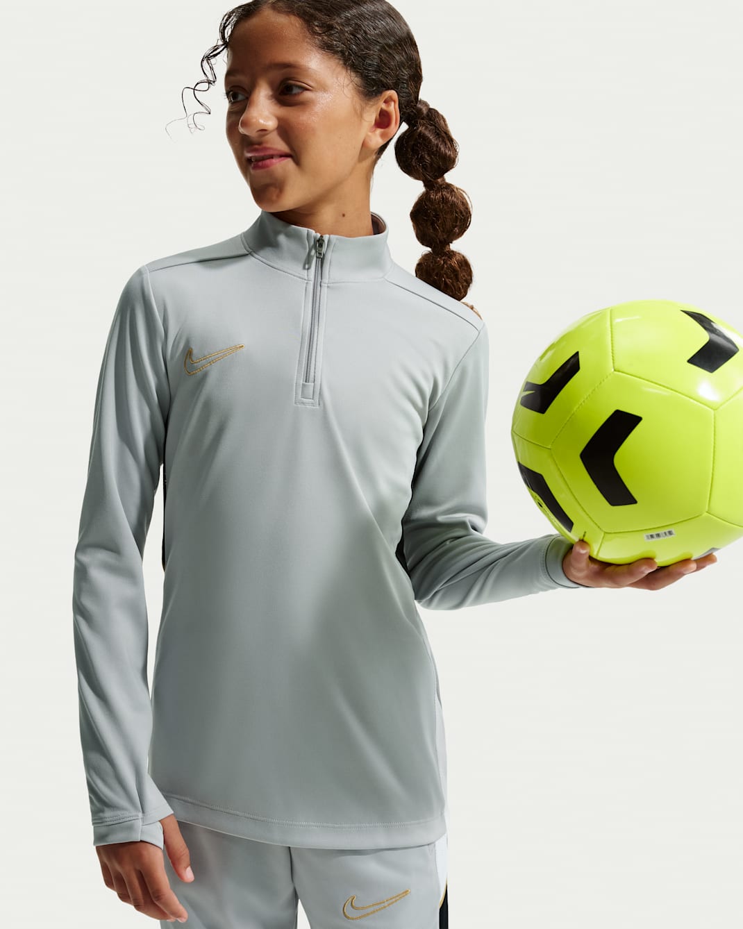 Nike Academy Big Kids' Dri-FIT Long-Sleeve 1/4-Zip Soccer Drill Top - Light Smoke Grey/Black/White/Metallic Gold