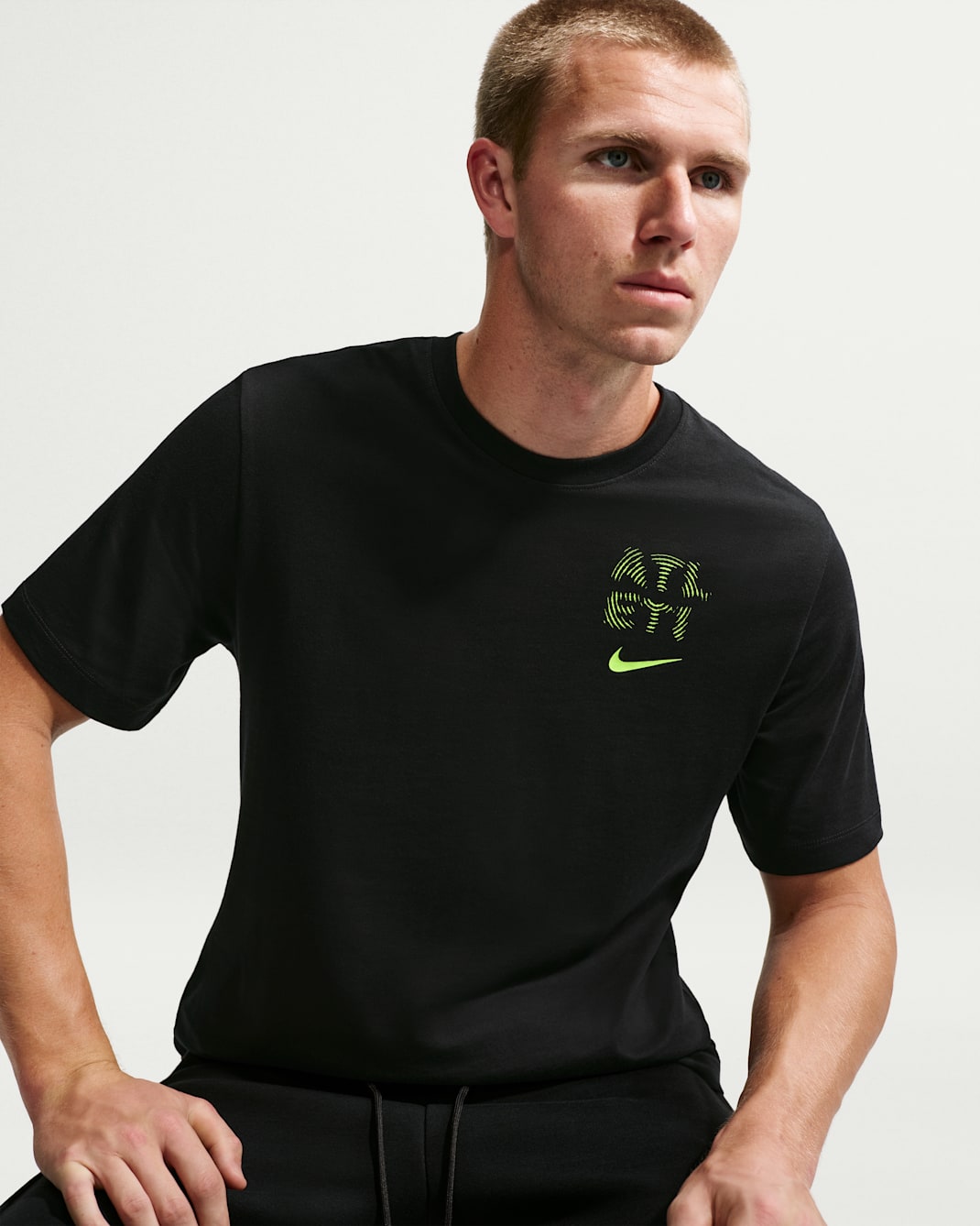 Atlético Madrid Men's Nike Soccer T-Shirt - Black