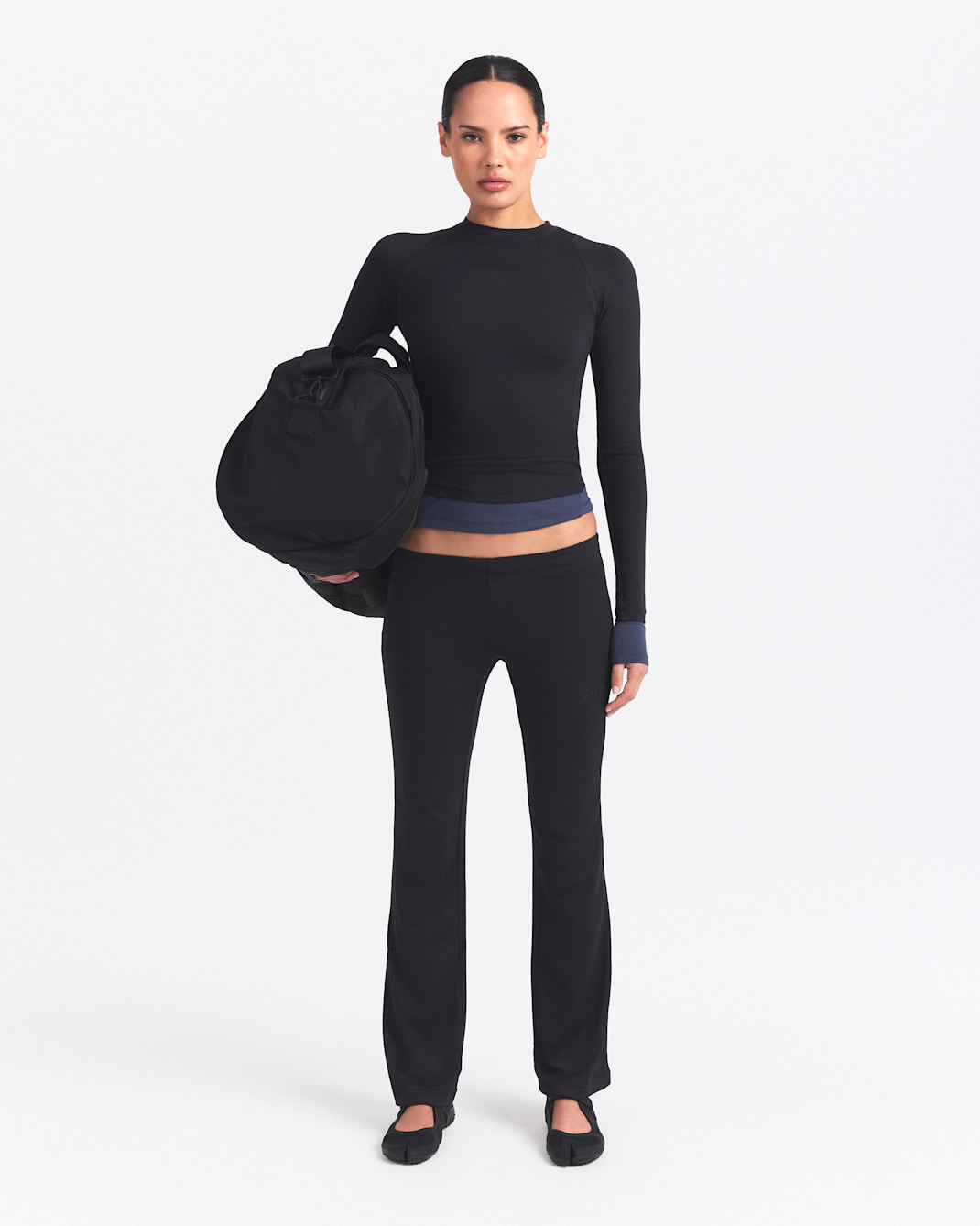 NikeSKIMS Airy Damenhose mit geradem Schnitt - NSKM OBSIDIAN