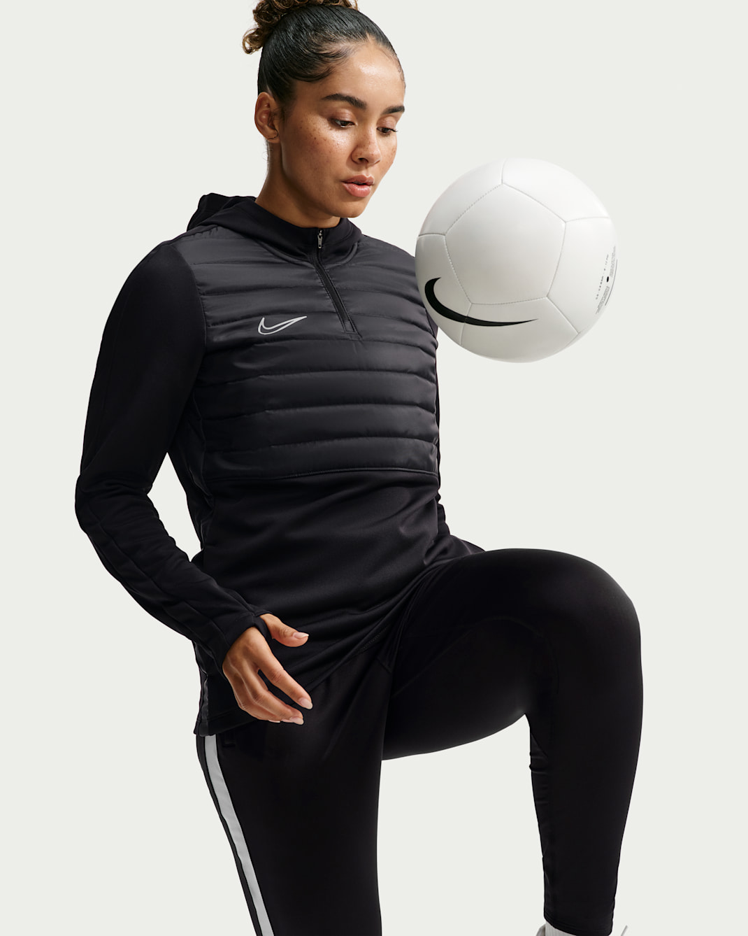Nike Academy Winter Warrior Women's Therma-FIT Soccer Drill Top