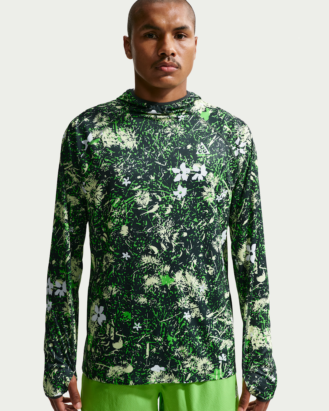 Nike ACG "Solar Chase" Men's Dri-FIT UV Protection Hooded Trail Running Top - Mean Green/Black Spruce/Summit White