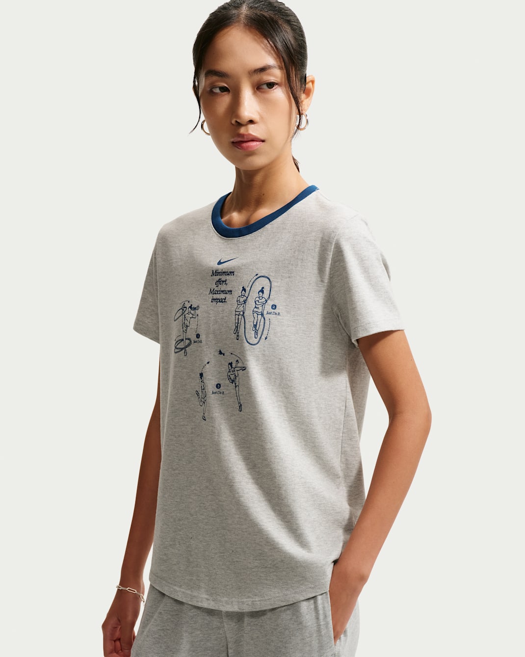 Nike Sportswear Club Women's T-Shirt - Grey Heather