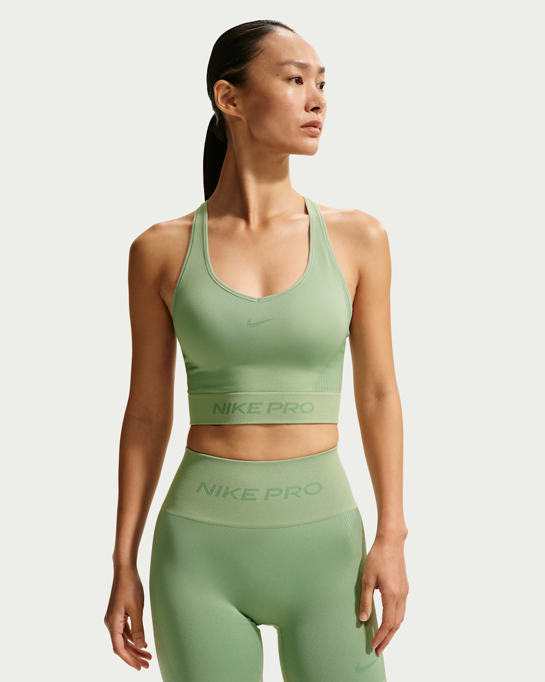 나이키 프로 심리스 여성 드라이 핏 크롭 탱크 탑 - 스팀