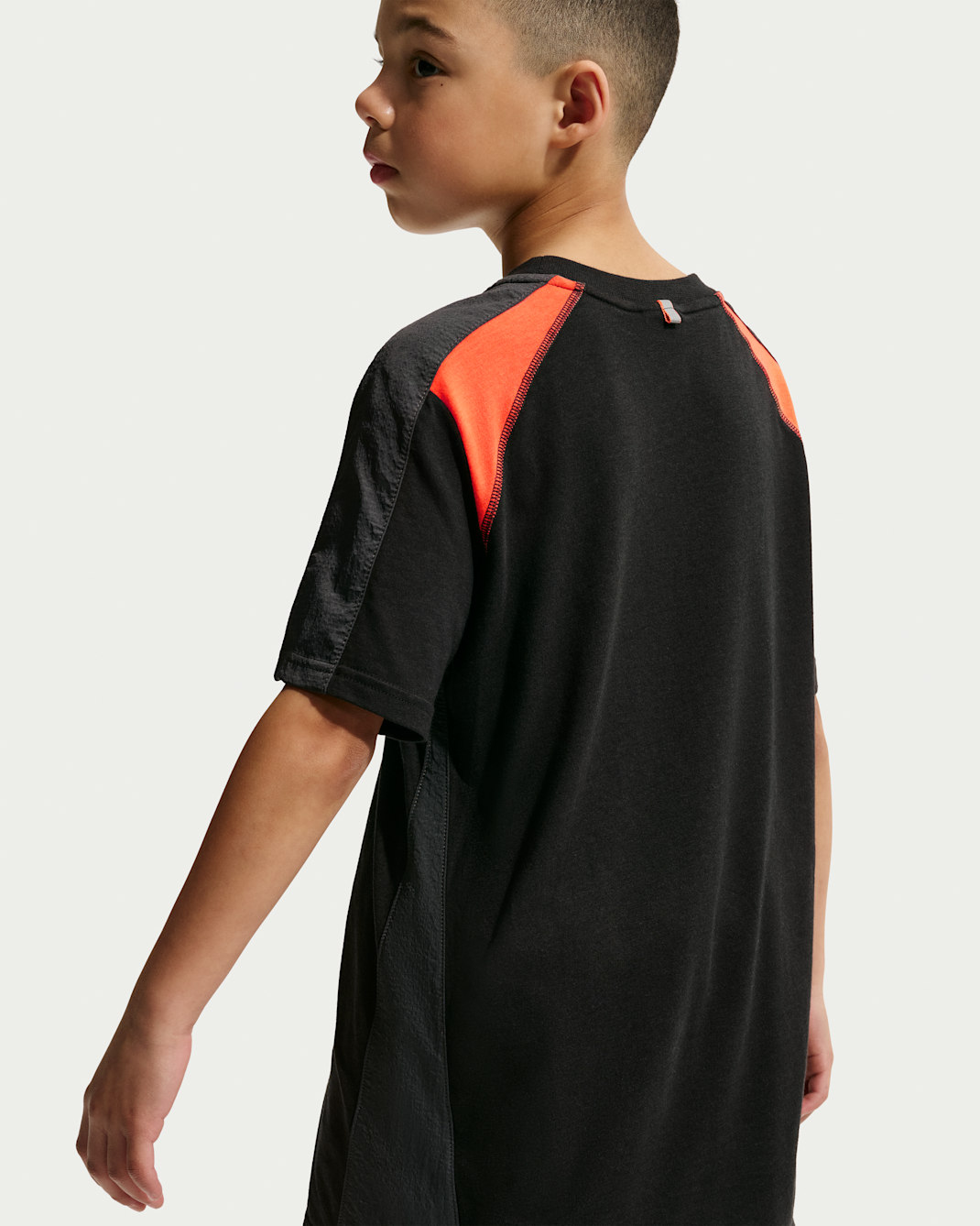 Nike Sportswear City Utility Big Kids' Short-Sleeve Top