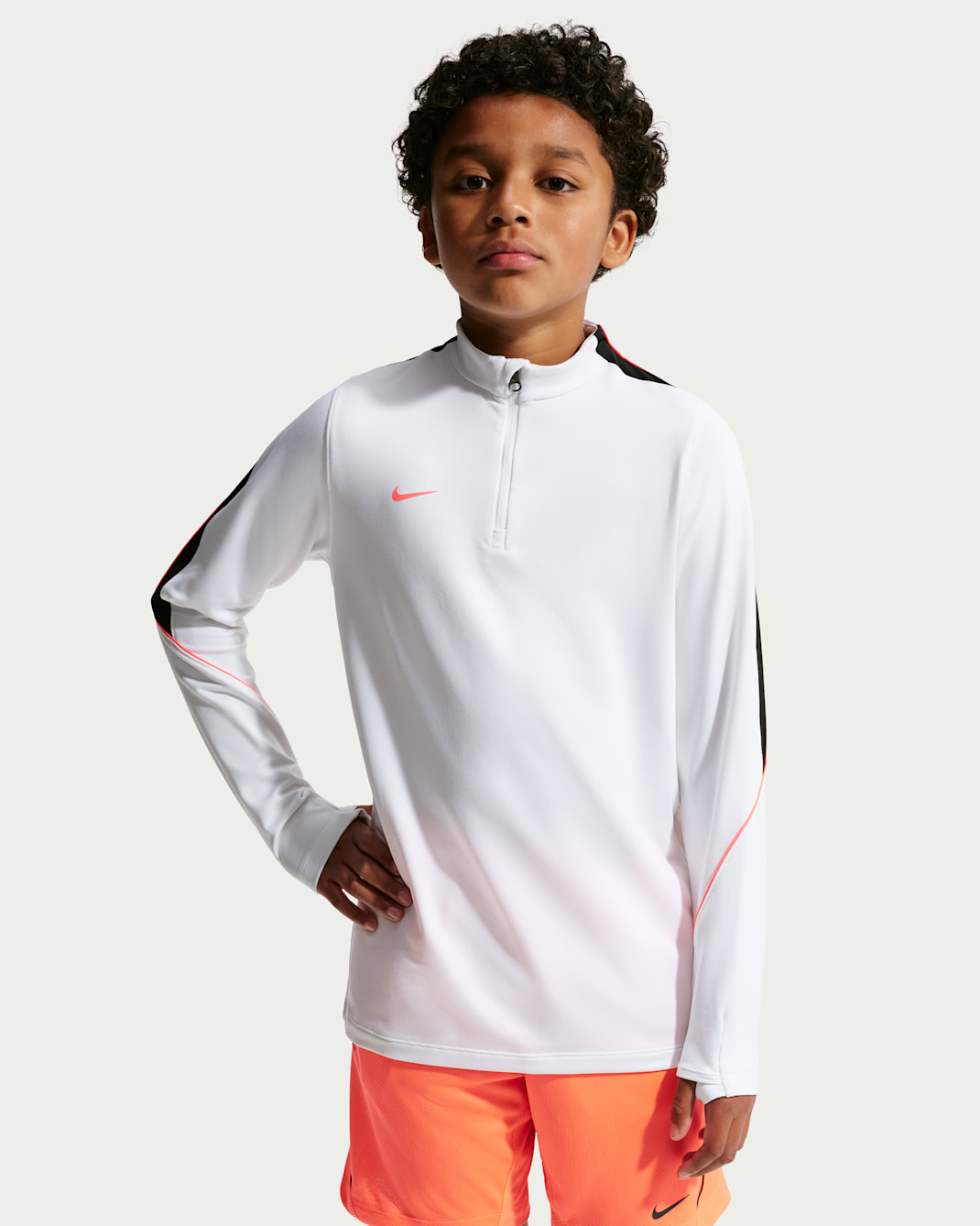 Nike Strike Dri-FIT Fußball-Drill-Oberteil aus Strickmaterial (ältere Kinder) - Weiß/Schwarz/Hot Punch/Hot Punch