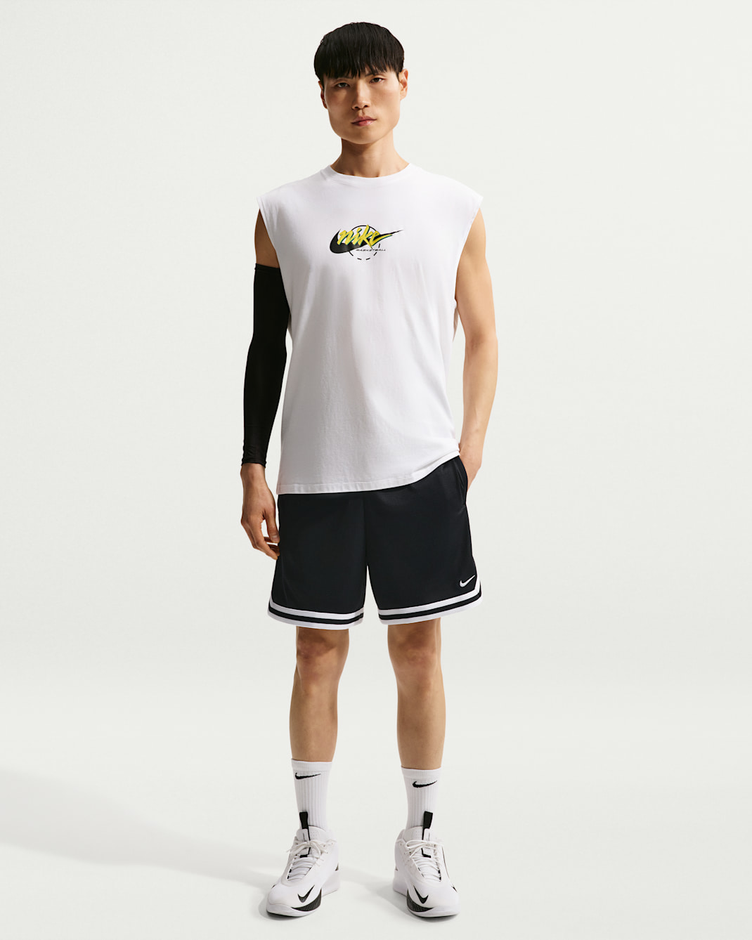 Nike DNA Men's Dri-FIT 15cm (approx.) Basketball Shorts - Black/White/White