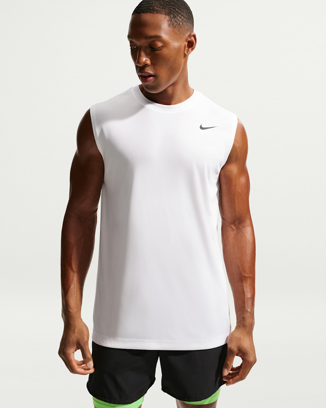 Nike Camiseta de entrenamiento sin mangas Dri-FIT - Hombre - Blanco/Negro